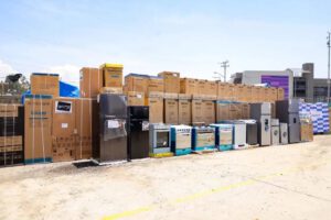 Aduana Nacional incauta electrodomésticos de contrabando en El Alto