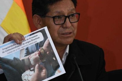 Ayudas ilegales en pruebas escritas en el sistema educativo