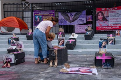Madres de mujeres desaparecidas y asesinadas protestan en Tuxtla Gutiérrez, México