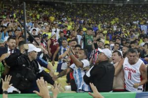 Insultos racistas en partido entre Brasil y Argentina