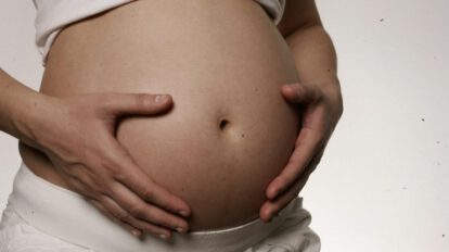 Idioma prenatal y desarrollo cerebral en bebés