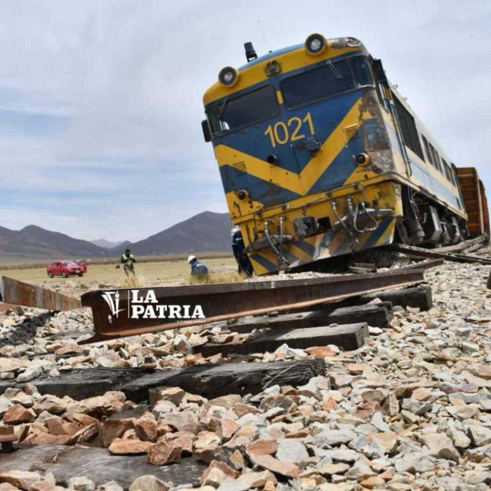 Robo de rieles provoca descarrilamiento en la ruta Oruro-Uyuni