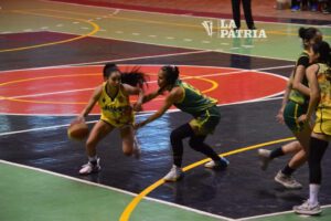 Carl A-Z busca su tercera final en la Liga Boliviana de Básquetbol