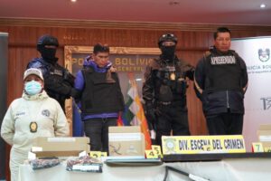Feminicidio en El Alto: Dos personas detenidas por la policía boliviana