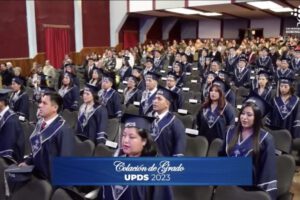 Graduación de la Universidad Privada Domingo Savio en Oruro