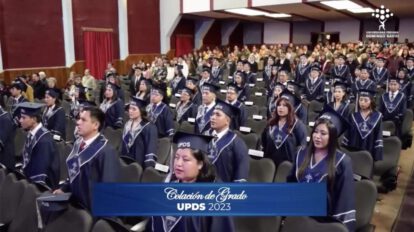 Graduación de la Universidad Privada Domingo Savio en Oruro