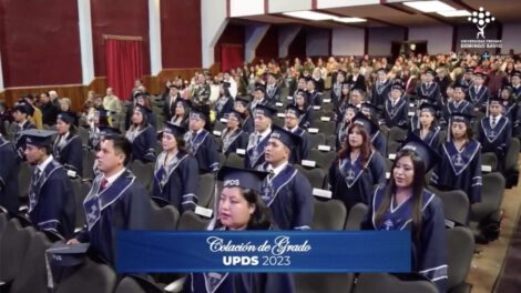 Graduación de la Universidad Privada Domingo Savio en Oruro