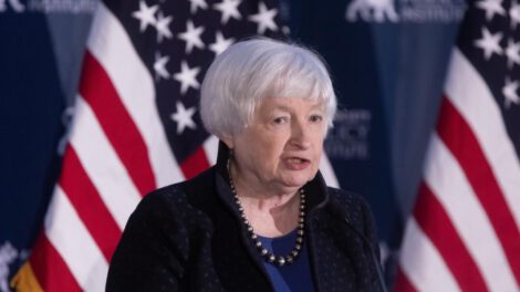Fotografía de archivo de la Secretaria del Tesoro de Estados Unidos, Janet Yellen, sobre financiamiento a Hamás