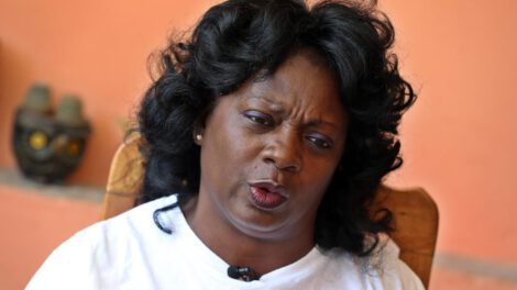 Detienen a líder de las Damas de Blanco, Berta Soler