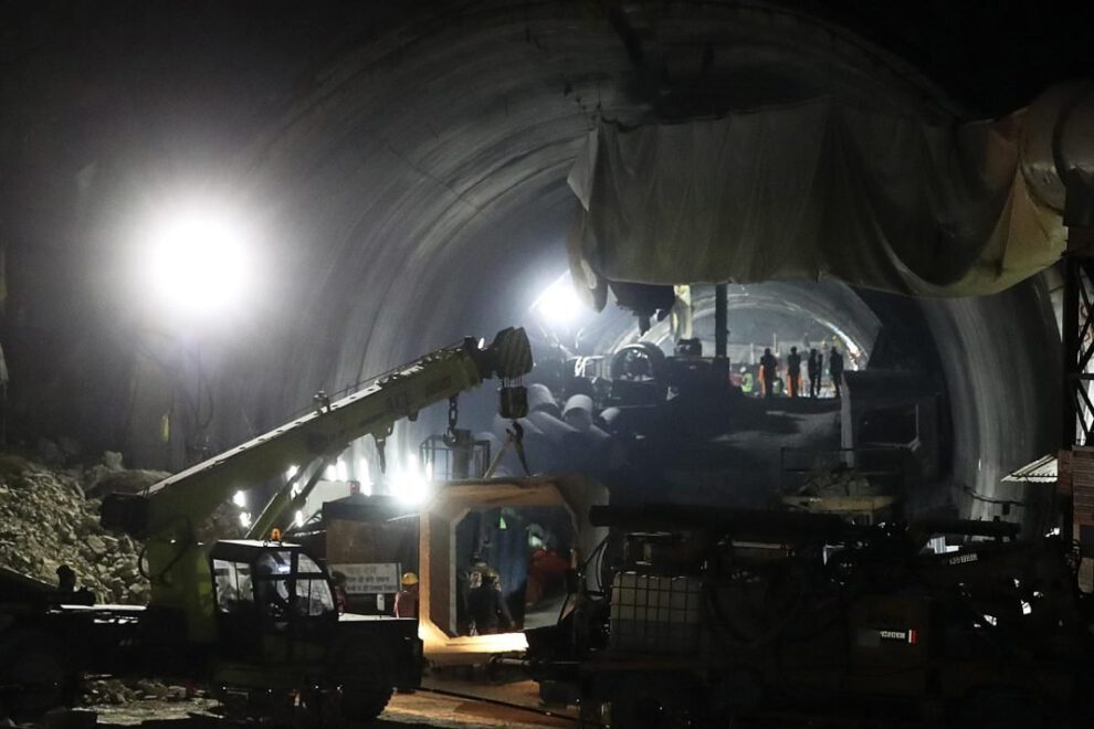 Rescate de trabajadores atrapados en túnel