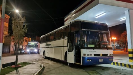 escasez de combustible en Oruro