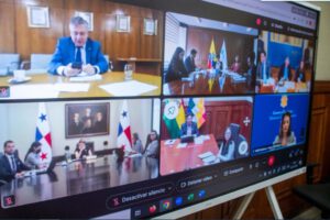 Pequeños productores en la Cumbre Iberoamericana