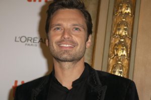 Sebastian Stan como Donald Trump en la película The Student