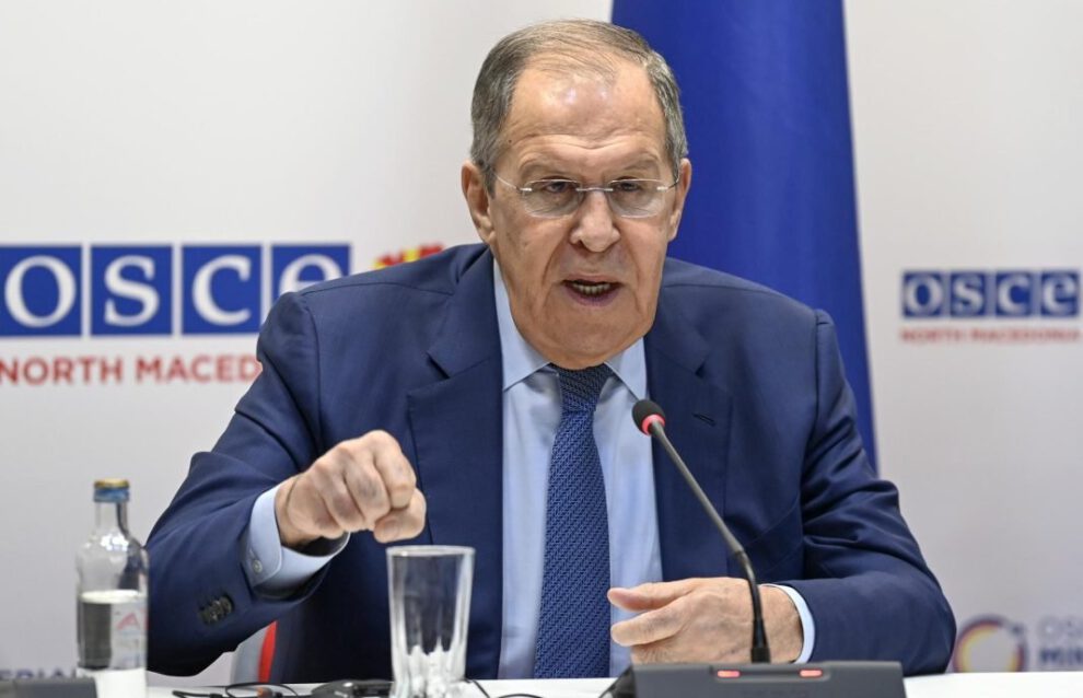 Lavrov acusa a Israel de violar el derecho humanitario