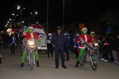 Desfile Navideño Oruro ilumina la ciudad y trae alegría a todos