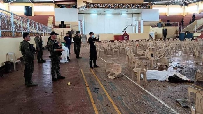 Ataque con explosivos en misa católica en Filipinas