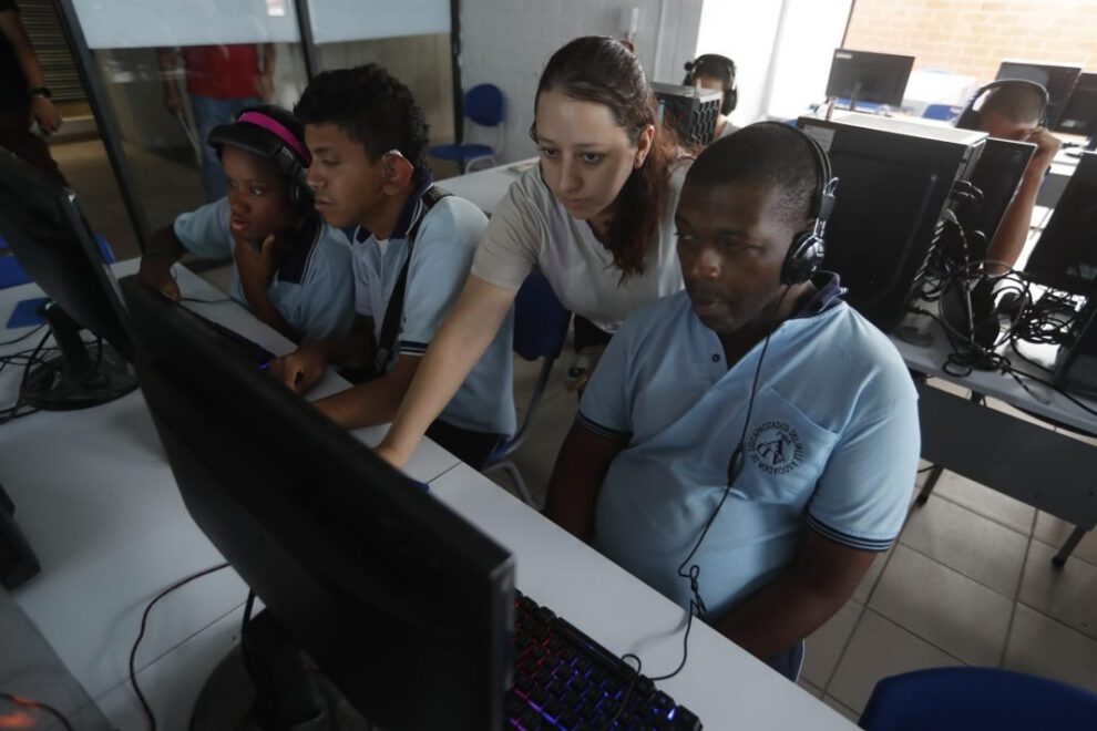 Universidad para discapacitados en Cali