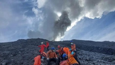 Erupción del volcán Marapi en Indonesia