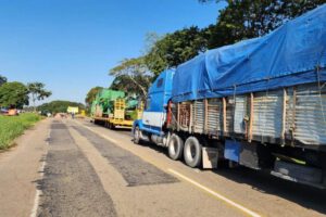 Transportistas de Cochabamba levantan bloqueo