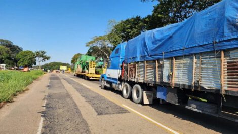 Transportistas de Cochabamba levantan bloqueo