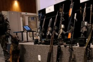 Operación policial desmantela red internacional que importó 43.000 armas a Sudamérica