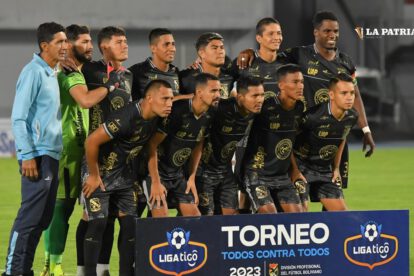 Vaca Diez desciende tras perder ante Aurora