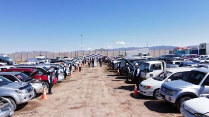 Aduana Nacional incauta vehículos indocumentados en Oruro