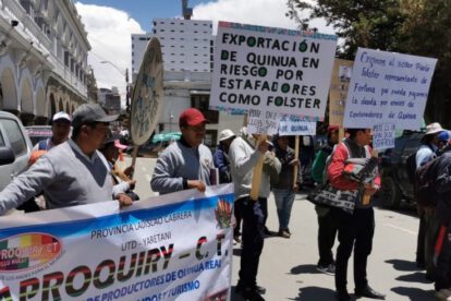 Movilización de productores de Quinua exigen cancelación millonaria