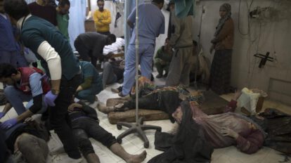 Hospitales de Gaza al límite por ataques israelíes