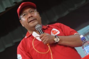 Luis Arce candidato presidencial en el Congreso del PS-1