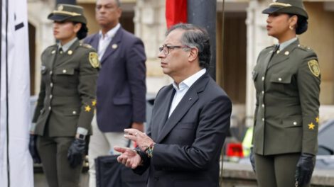 Gustavo Petro deroga decreto sobre dosis mínima de drogas