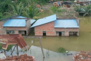 Estado de emergencia en Tipuani por fuertes lluvias