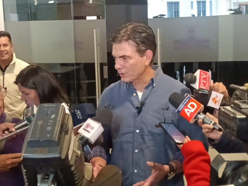 Senador de CC, Rodrigo Paz, critica el PGE 2024