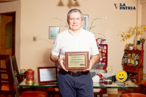 Igor Abud Téllez, un ejemplo de liderazgo y esfuerzo en el trabajo y estudio