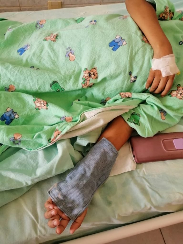 Celeste lucha contra la anemia aplásica