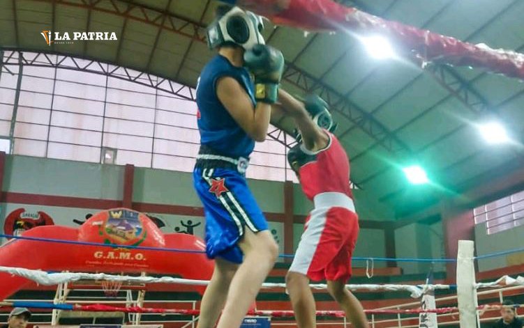 Festival deportivo internacional de boxeo en Oruro