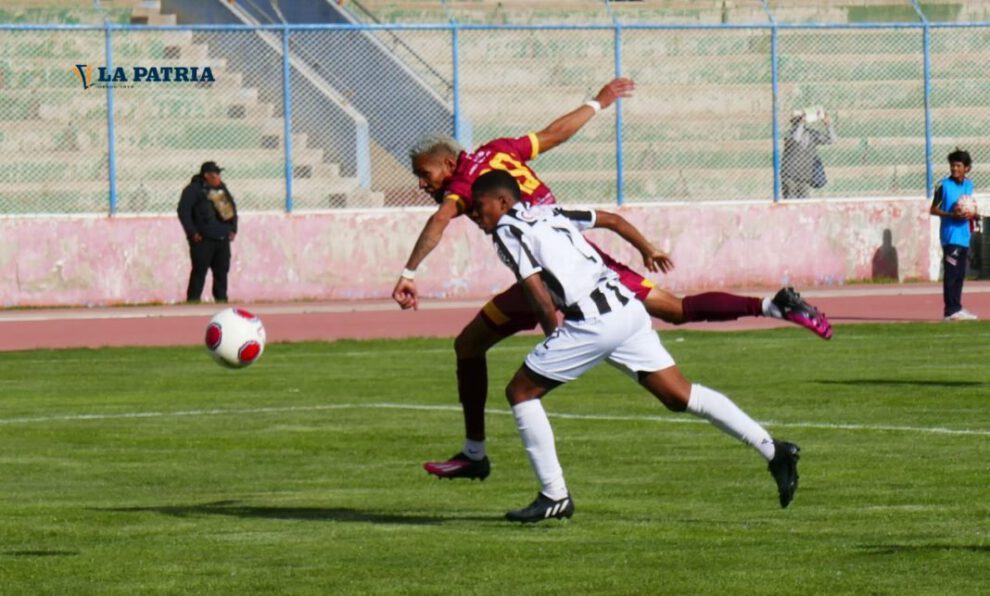 Semifinales AFO Primera A en el estadio Jesús Bermúdez