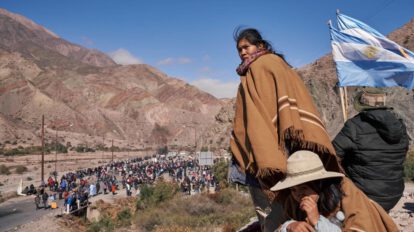 Corte de vías de circulación durante manifestación en Purmamarca, Argentina