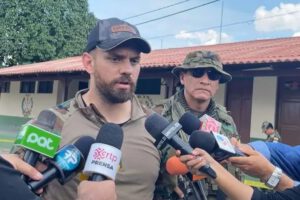 Sanción coronel Holguín por Eduardo del Castillo