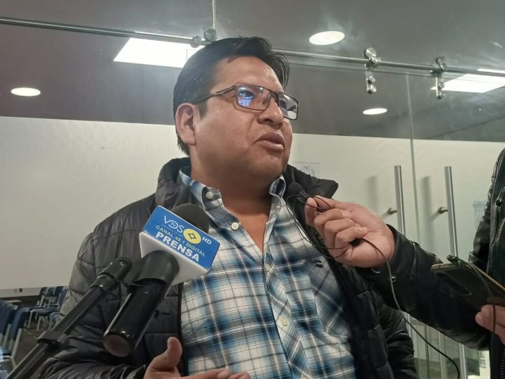 El diputado del MAS, Juan José Jáuregui, habla sobre elecciones judiciales