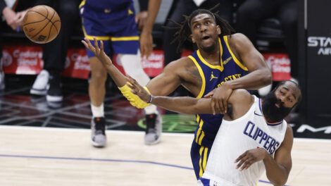 James Harden alcanza los 25.000 puntos en la NBA