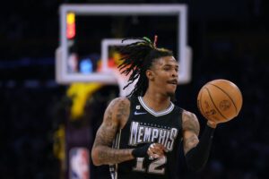 Ja Morant regresa tras suspensión de 25 partidos en la NBA