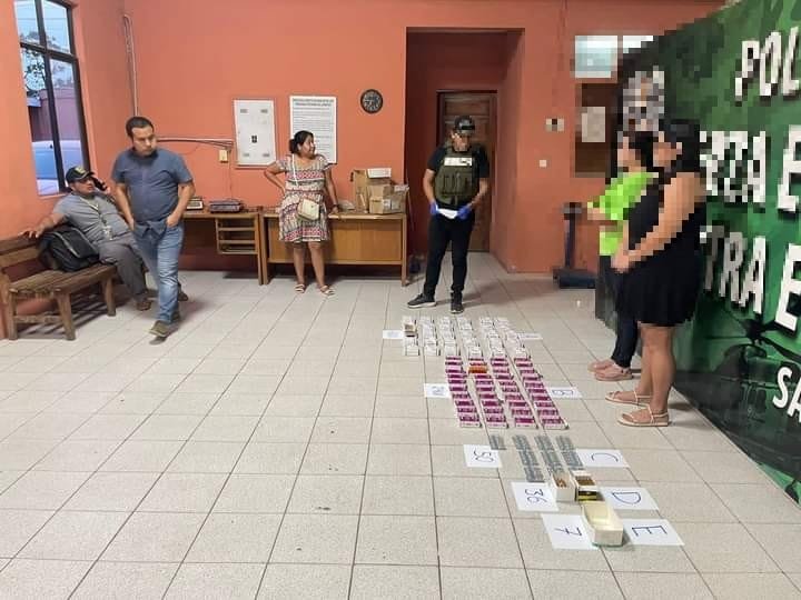 Aprehenden a 2 mujeres con fentanilo en Santa Cruz
