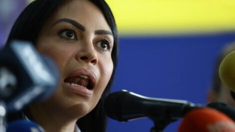 La exdiputada opositora venezolana Delsa Solórzano exige liberación inmediata de 300 presos políticos