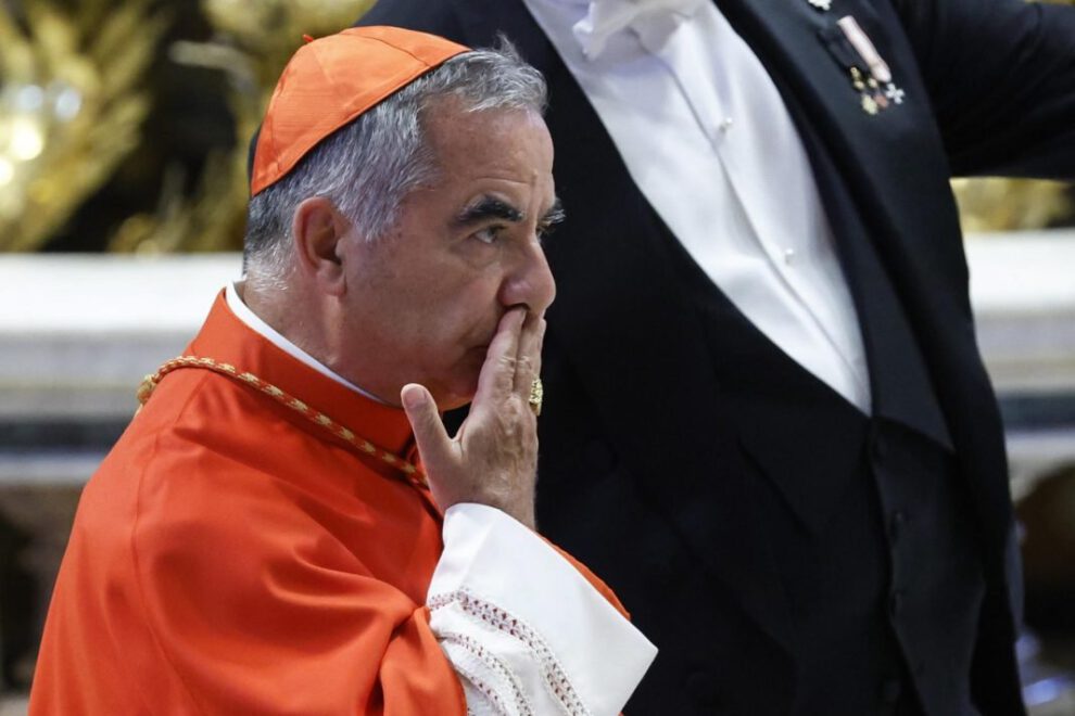 Cardenal Angelo Becciu condenado por escándalo financiero en el Vaticano