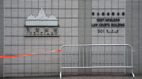 Fiscalía de Hong Kong presenta su caso contra el activista prodemocrático Jimmy Lai