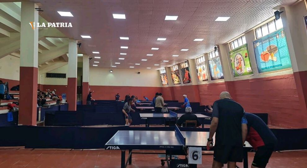 Campeonato nacional de tenis de mesa en Oruro