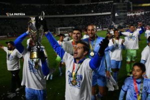 Celebración de Bolívar campeón de la Copa División Profesional