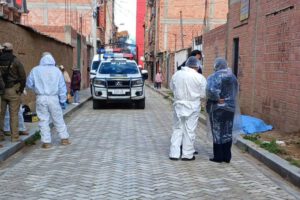 Feminicidio en El Alto: mujer hallada sin vida en Los Andes