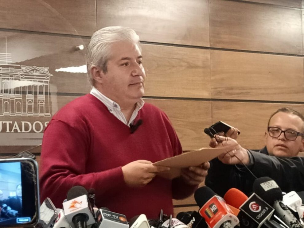 Ley contra prórroga de magistrados propuesta por Enrique Urquidi